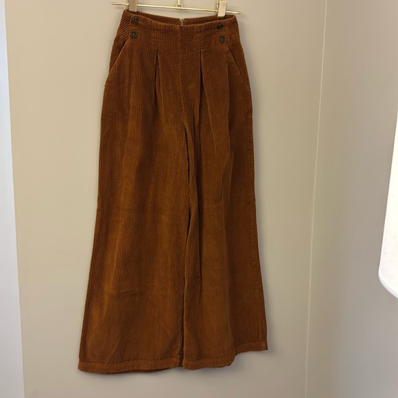 wild fable Pants - Wild Fable High rise Wide Leg corduroy Pants in Cinnamon size 00